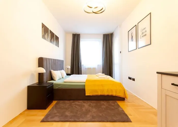 Gozsdu White Raven 3 - Terrace And Free Underground Parking