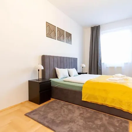Appartamento Gozsdu White Raven 3 - Terrace And Free Underground Parking Budapest