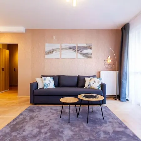 Appartamento Gozsdu White Raven 3 - Terrace And Free Underground Parking *