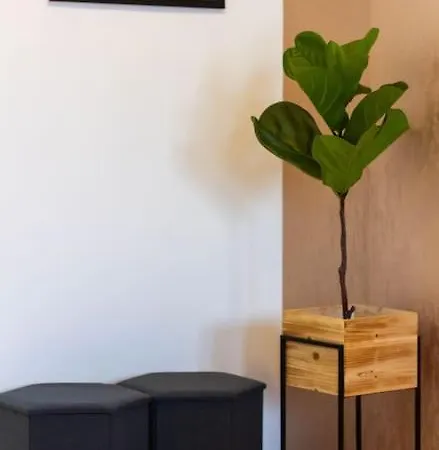 Gozsdu White Raven 3 - Terrace And Free Underground Parking Apartment Budapest
