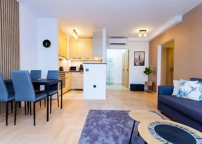 아파트 Gozsdu White Raven 3 - Terrace And Free Underground Parking